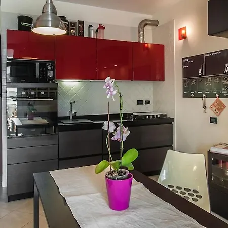 Modern Giovanni Square Iun Q6922 Lejlighed Cagliari