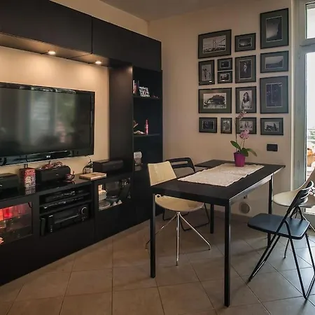 Apartment Modern Giovanni Square Iun Q6922