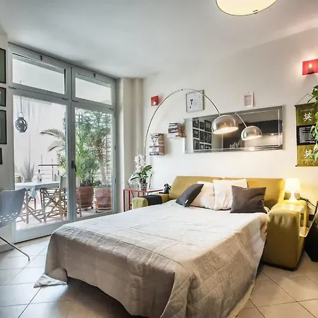 Modern Giovanni Square Iun Q6922 Apartment Cagliari